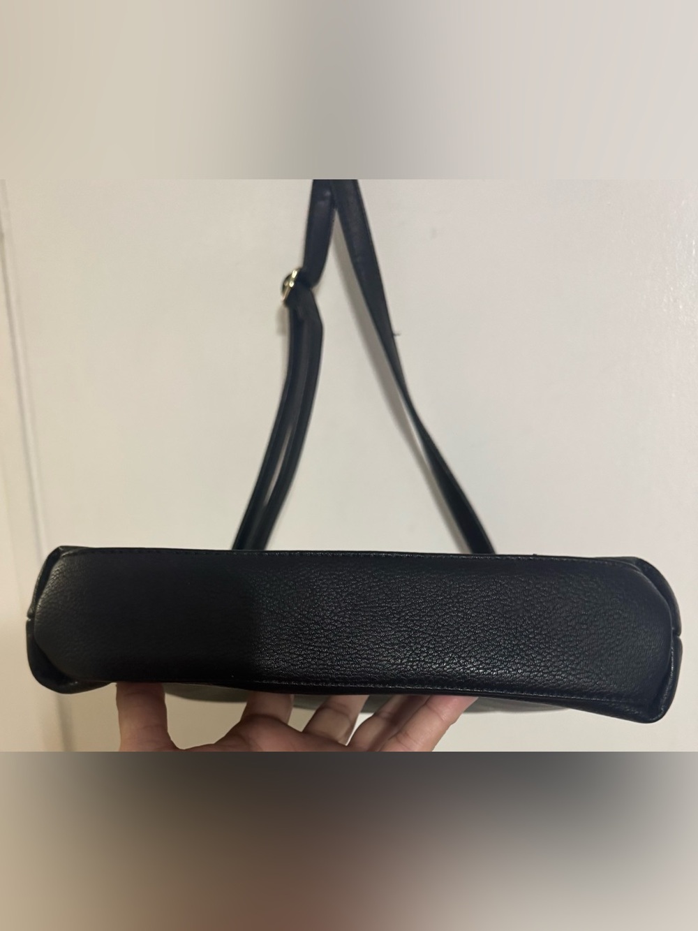 Black Women's Crossbody Bag with Gold Hardware EUC - Picture 6 of 15